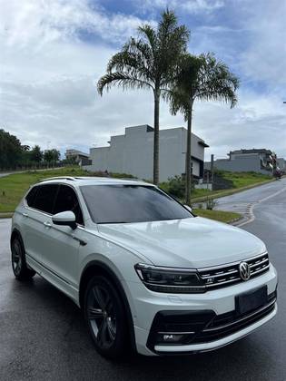 VOLKSWAGEN TIGUAN 2.0 350 TSI GASOLINA ALLSPACE R-LINE 4MOTION DSG VOLKSWAGEN TIGUAN 2.0 350 TSI GASOLINA ALLSPACE R-LINE 4MOTION DSG